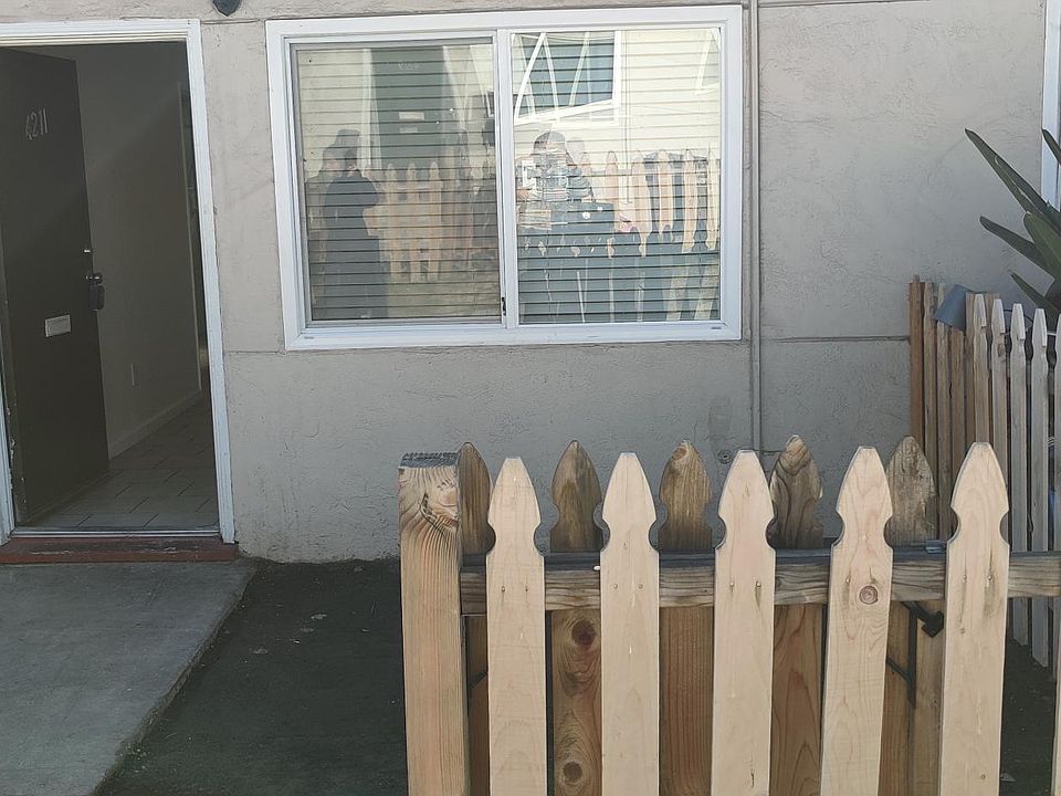1st image of 4211 Winona Ave #4211