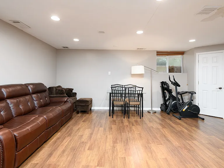 97 Heron Ct — Photo 15