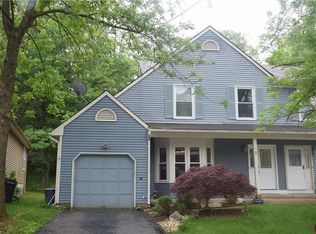 5 Allison Dr, East Brunswick, NJ 08816