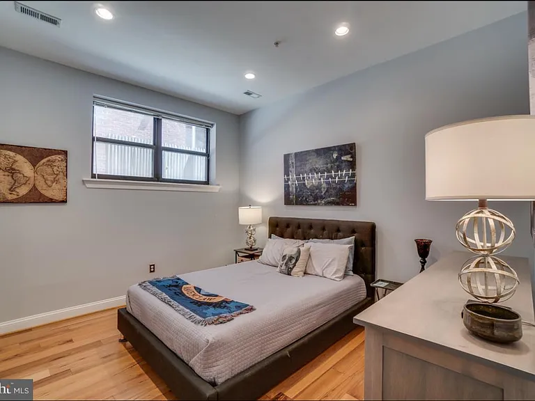 1210 V St NW #1 — Photo 16