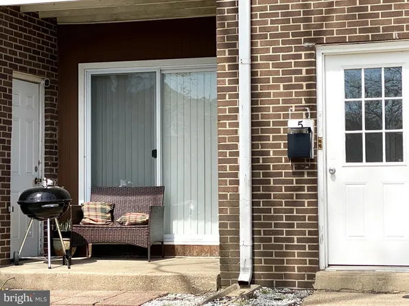 1294 Cooper St APT B5, Edgewater Park, NJ 08010