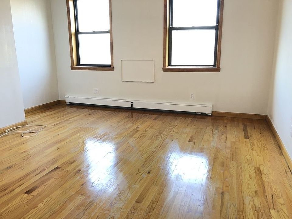 1st image of 3608 Astoria Blvd APT 1