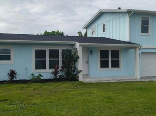 216 NE 3rd St, Satellite Beach, FL 32937
