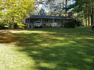328 Valley Ln, Franklin, NC 28734
