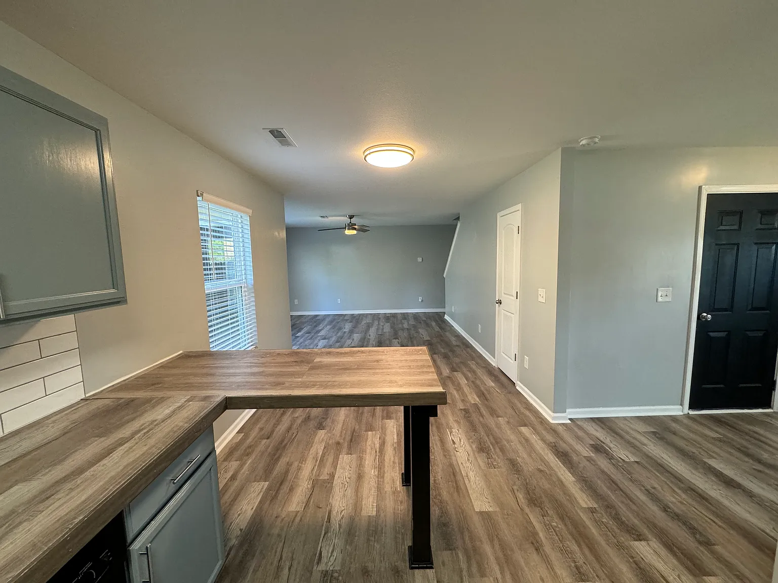 4 bed, 1850 sqft, $1,950 — Photo 4