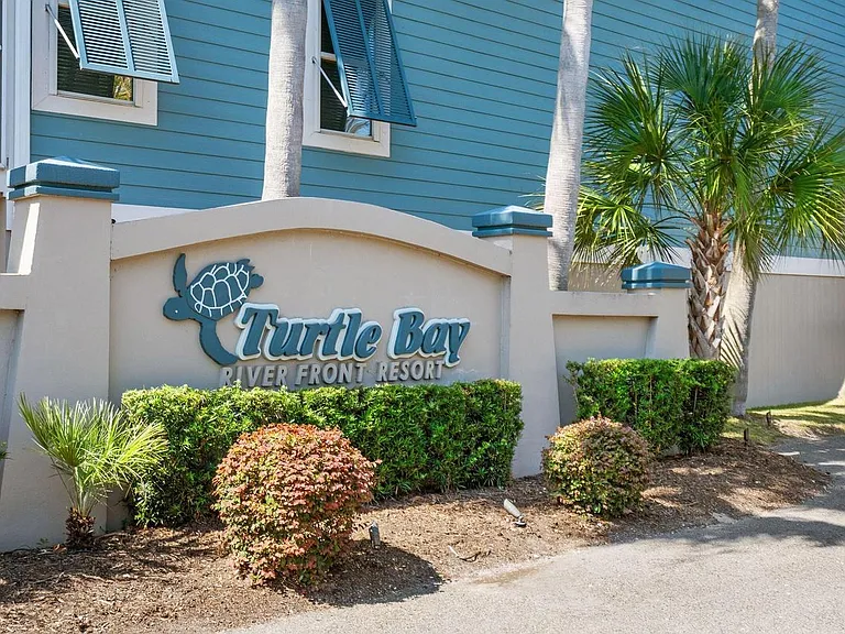 81 Sandbar Ln #27 — Photo 40