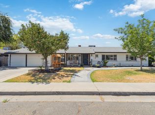 731 W D St, Lemoore, CA 93245