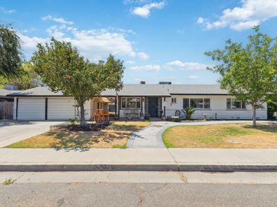 731 W D Street, Lemoore, CA, 93245
