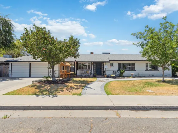 731 W D Street, Lemoore, CA 93245