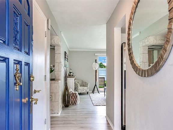 3rd image of 4184 Barracuda Dr SE