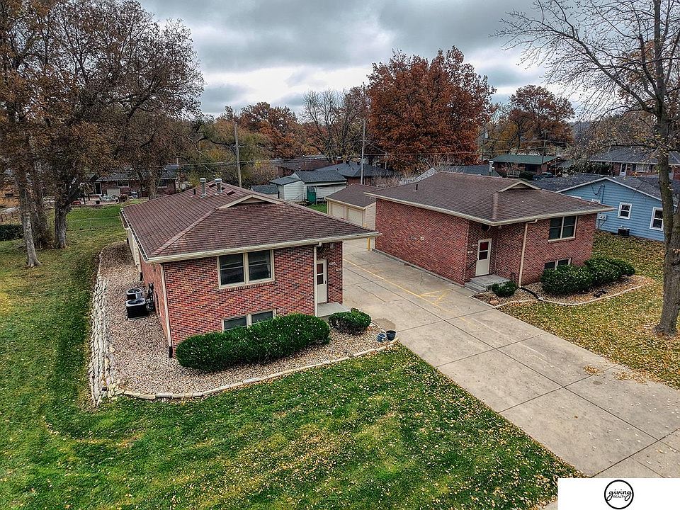 1st image of 2922 N Cotner Blvd