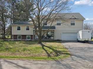 264 Normandy Dr, Onsted, MI 49265