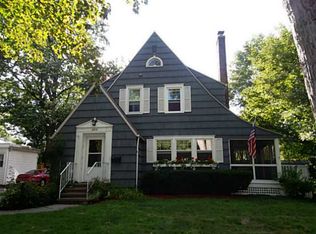 3212 Ellen Ave, Lansing, MI 48910