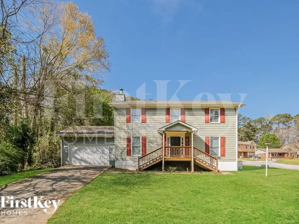 4923 Autumn Cir, Stone Mountain, GA 30088