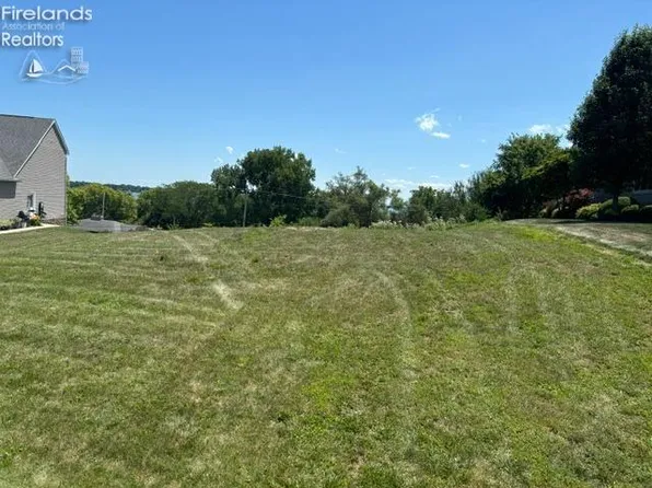 2423 Split Rock Dr, Lakeside Marblehead, OH 43440