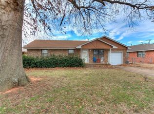 2317 Maple Dr, Midwest City, OK 73110