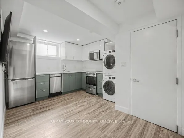 69 Blythwood Rd N, Waterloo, ON