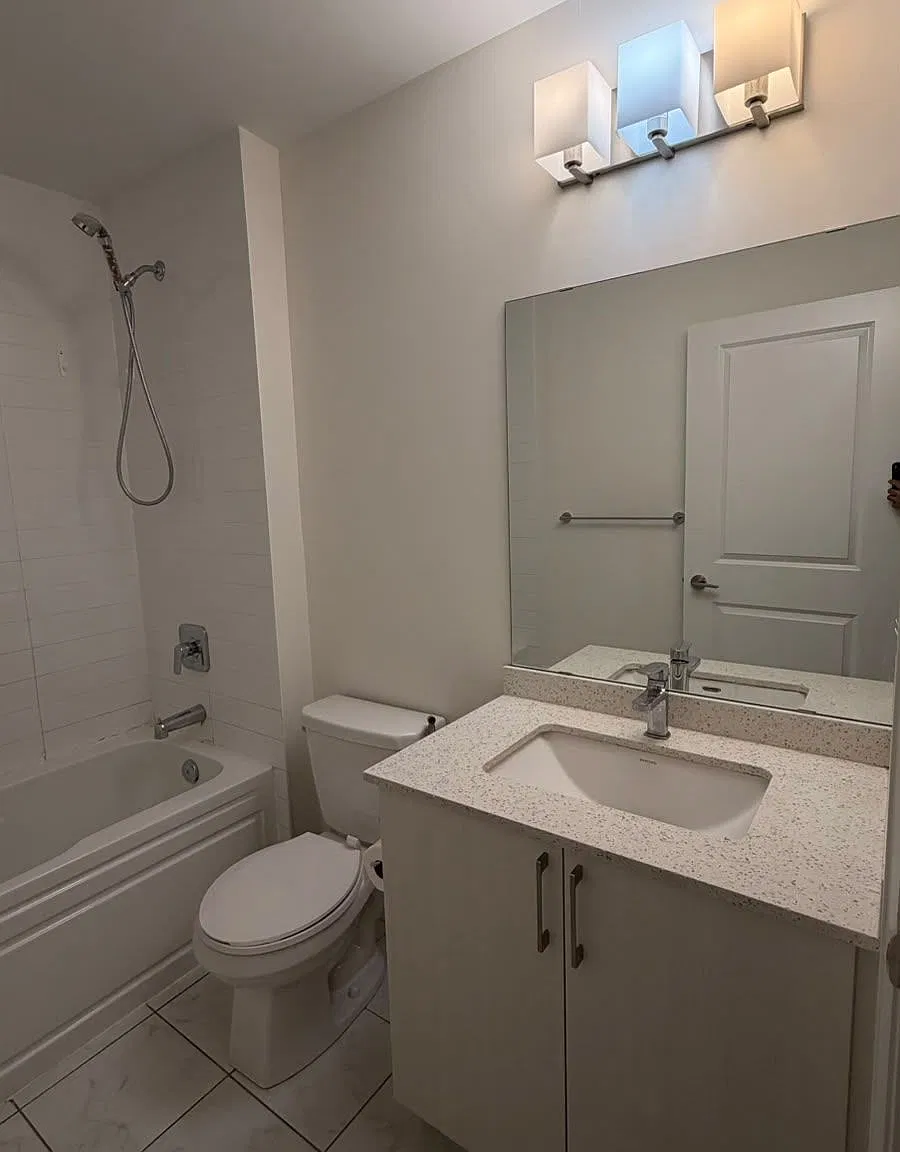 3121 Sheppard Ave E — Photo 2