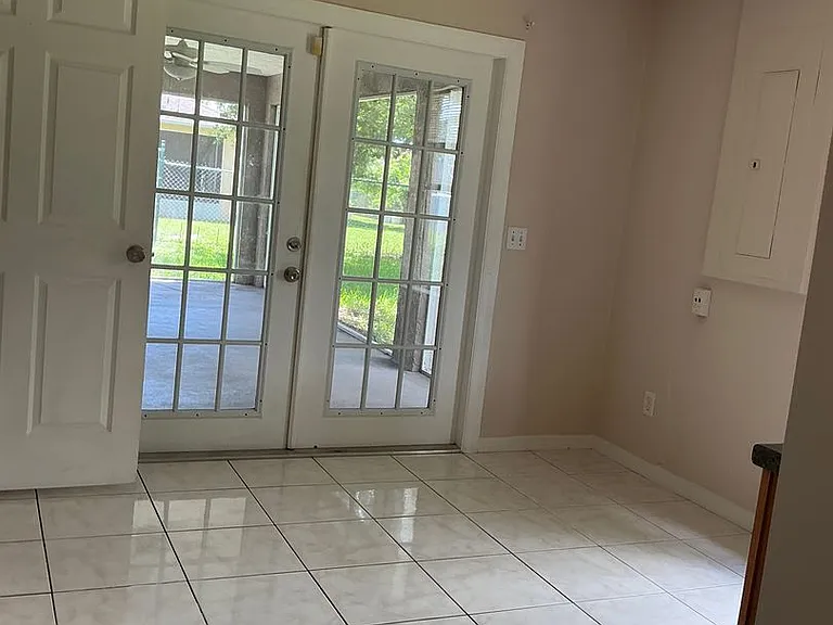 2242 SE Master Ave — Photo 14