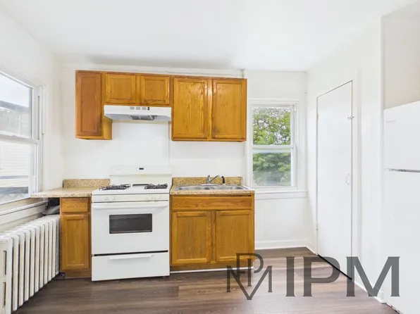 36 N Hartley St, York, PA 17401