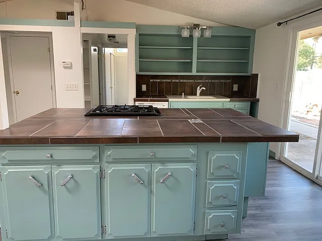 Open Kitchen