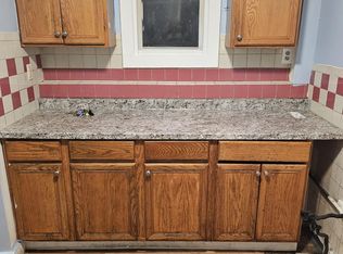 323 1st St #2, Albany, NY 12206