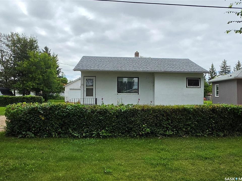 1st image of 217 3rd STREET NE