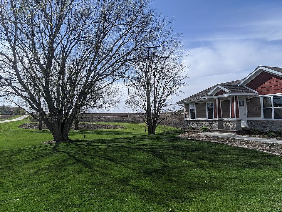 2nd image of 7049 County Road 24 NE