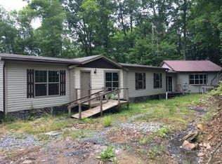 99 Redbarn Cir, Thornton, WV 26440