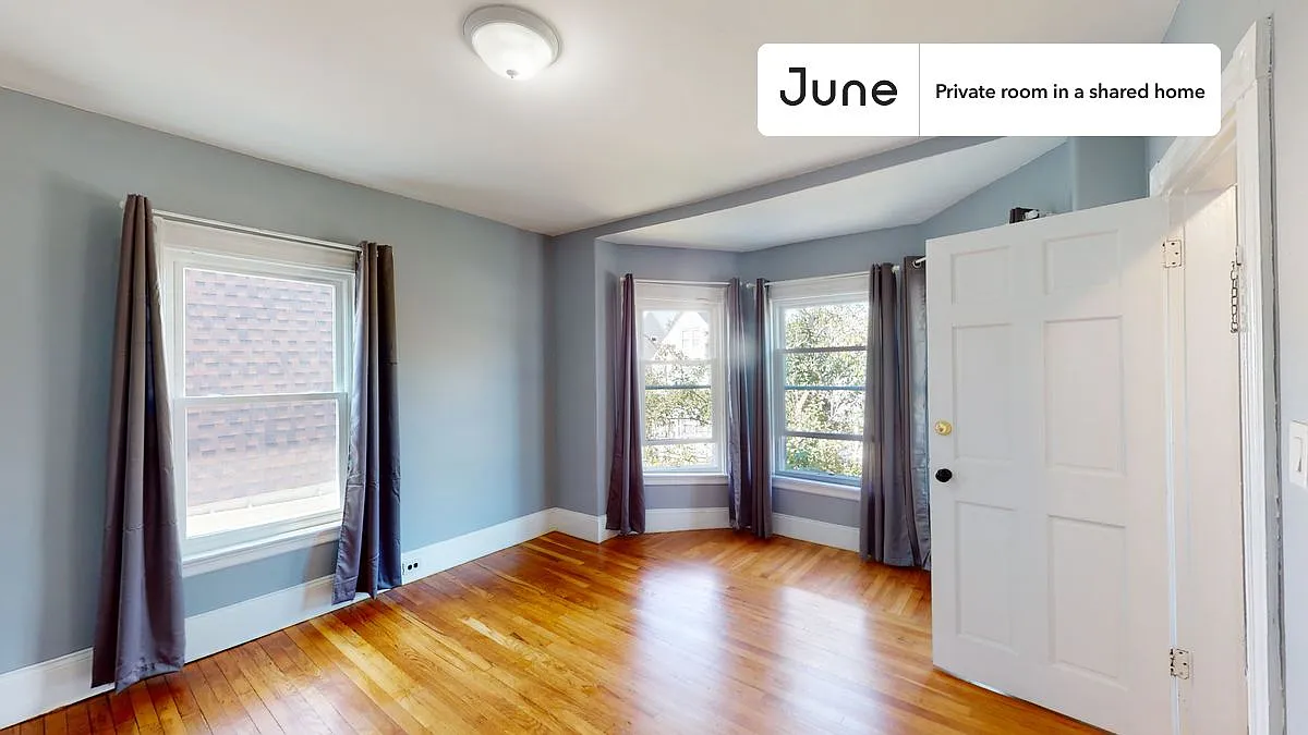 Building Photo - 53 Saunders St #C