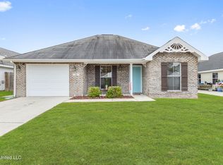 2 Periwinkle Ln, Long Beach, MS 39560