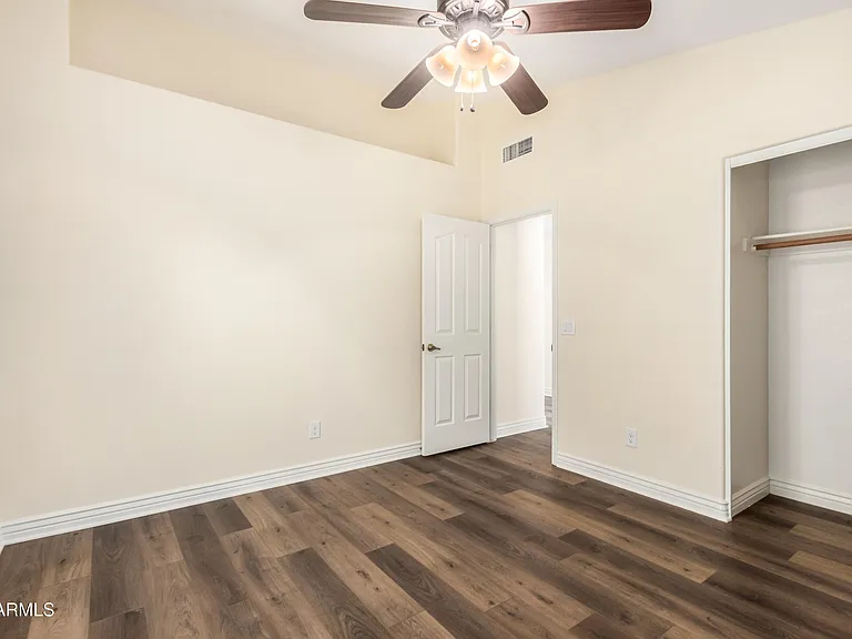 1517 W Islandia Dr — Photo 29
