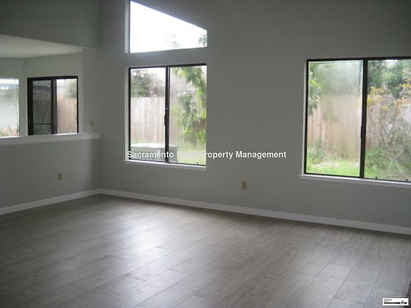 4th image of 7511 Deltawind Dr