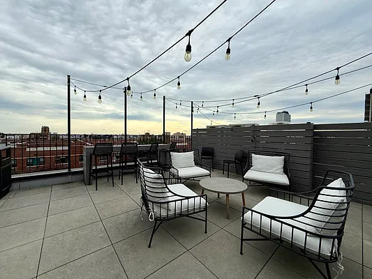 Outdoor, photo 2