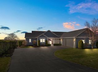 398 Harbor View Ln, Petoskey, MI 49770