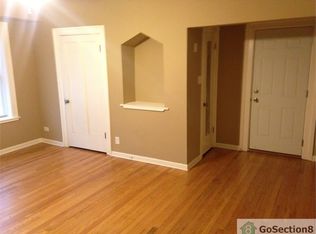 2802 E 81st St, Chicago, IL 60617