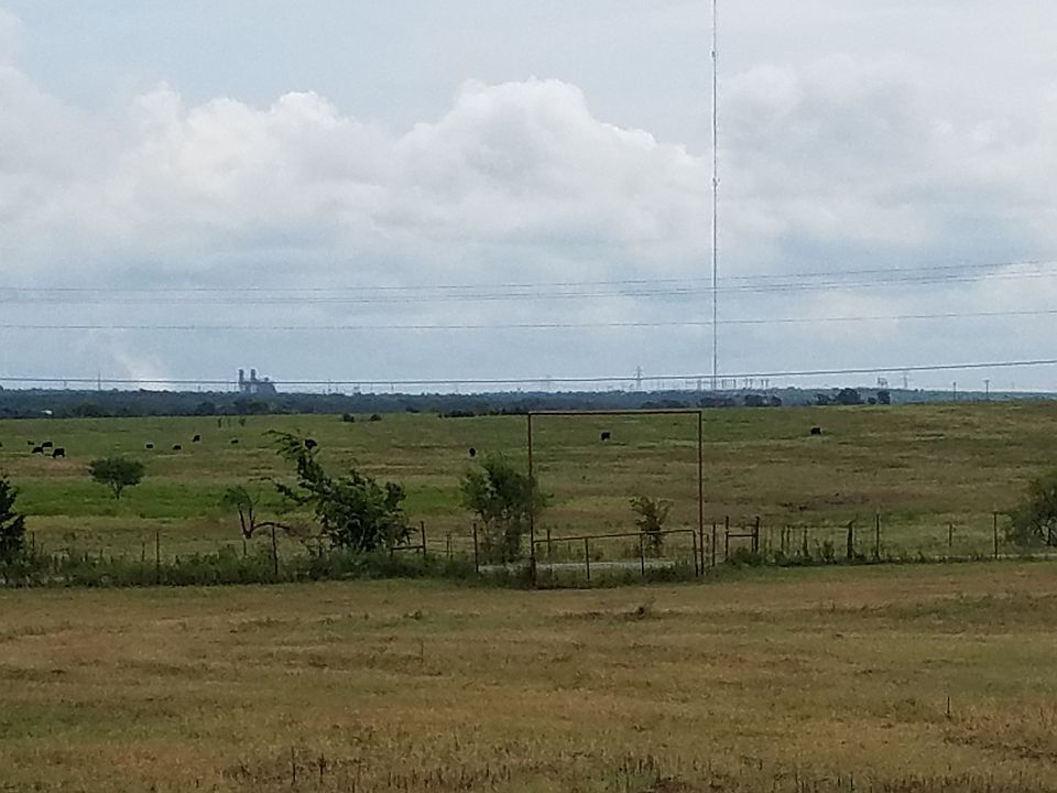 Looking toward front road.