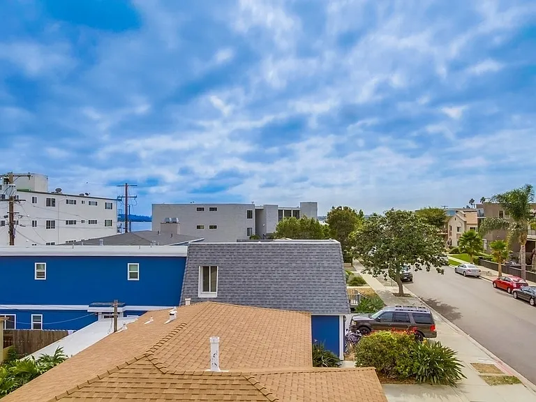 3991 Honeycutt St — Photo 23