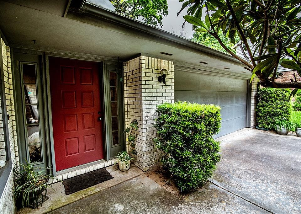 1st image of 1114 Sleepy Hollow Cir
