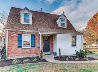 2413 Remington Ln, Saint Louis, MO 63144