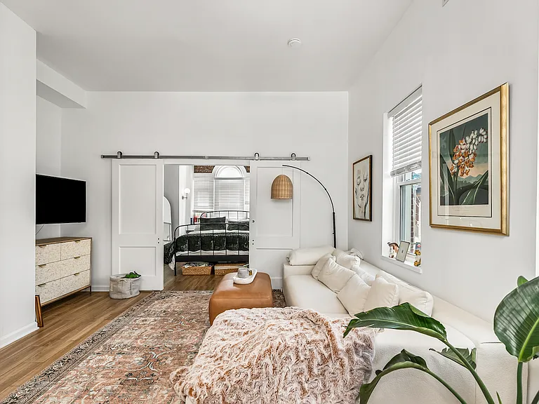 3401 Butler St #F2 — Photo 13