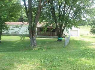 3563 E Springersville Rd, Connersville, IN 47331