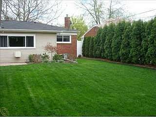 2nd image of 1854 Pinetree Dr