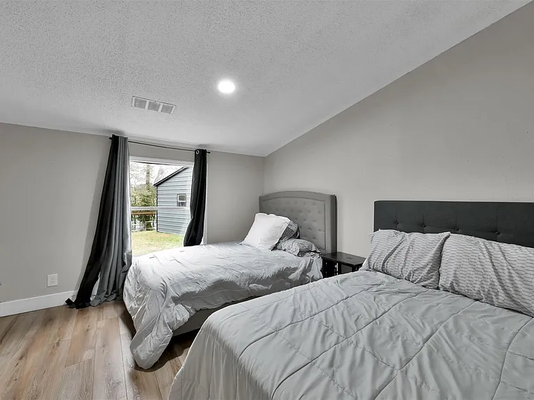 22603 Tuwa Rd — Photo 24