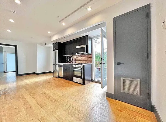 Rented by Stuyvesant Heights Realty Corp | media 41