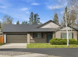 471 N Songbird St, Sisters, OR 97759