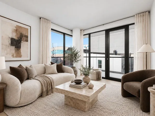 27-09 40th Ave #3A, Long Island City, NY 11101