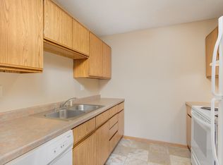 2505-2529 Clearwater Rd #1B-1B-DEN, Saint Cloud, MN 56301