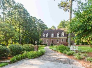 8914 Honeycutt Rd, Raleigh, NC 27615