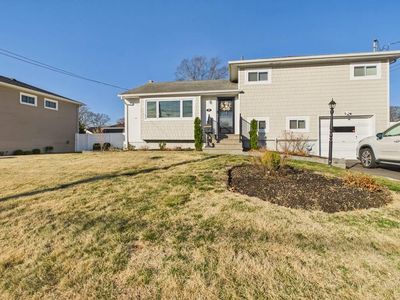 48 Whittier Avenue, North Babylon, NY, 11703